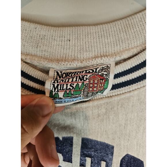 Vintage 1990s BOSTON UNIVERSITY Northwest Knitting Mills Crewneck Sweatshirt XL - Picture 4 of 10